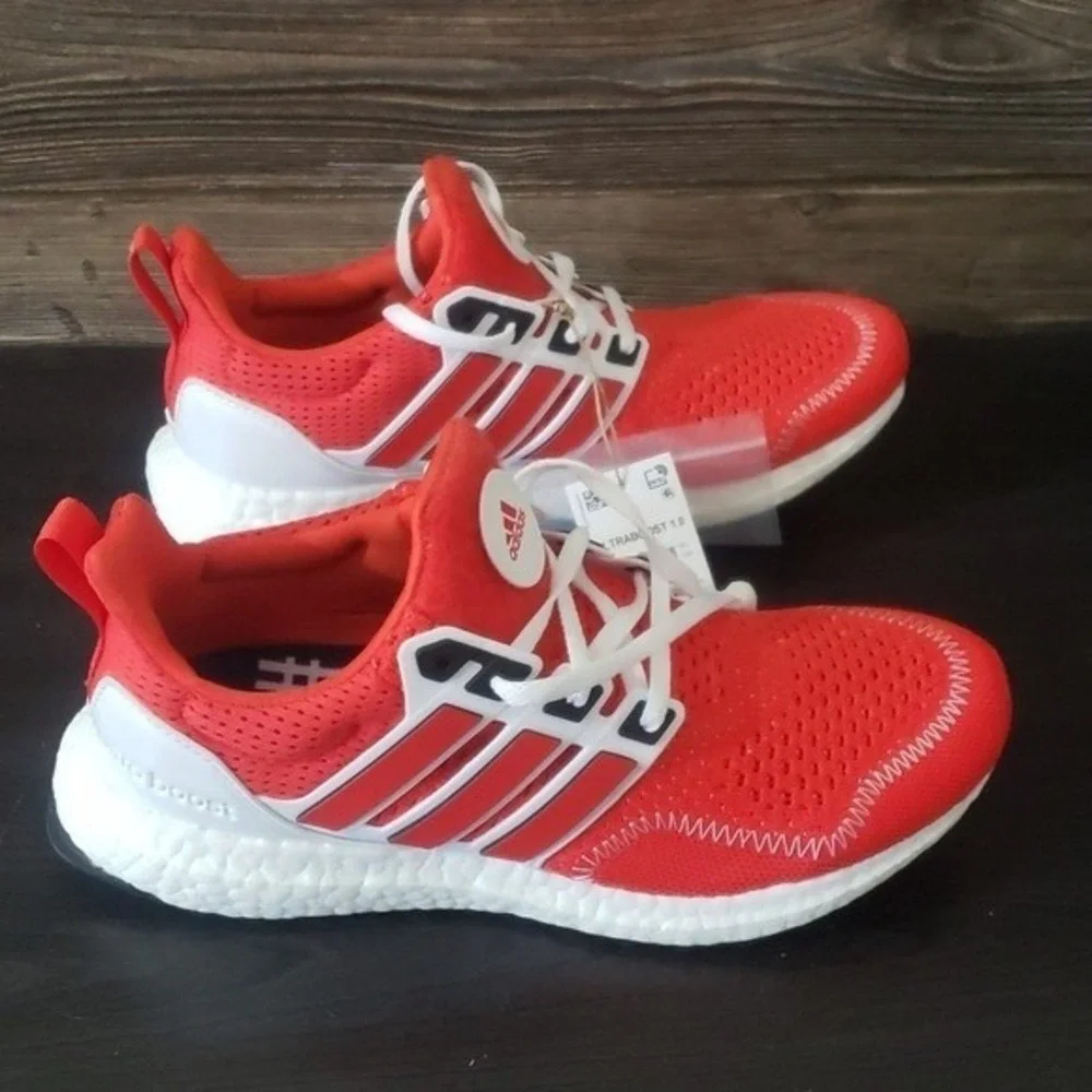 New Adidas Ultraboost Unisex Sneakers Red Running Lightweight Gym Workout‎ Shoes